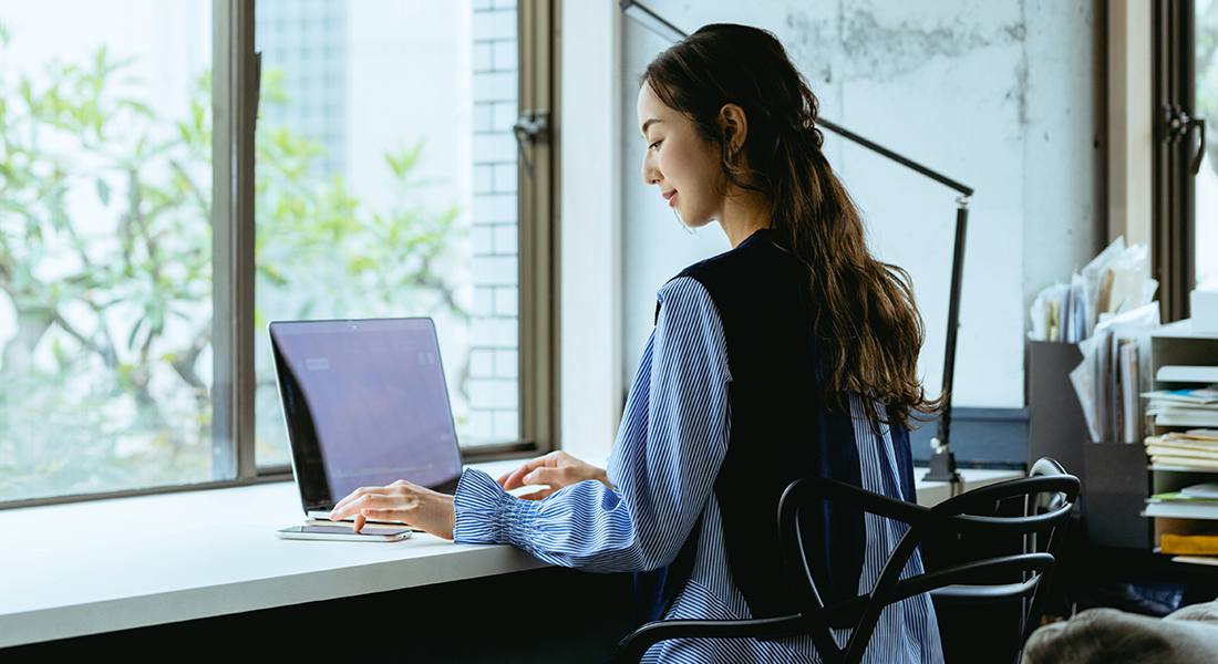 青森県とエンジニアの年収比較イメージ