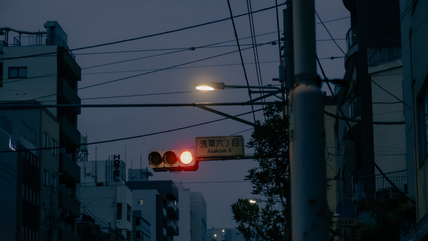 承認が止まっているとき｜経路と材料を数えるのイメージ写真