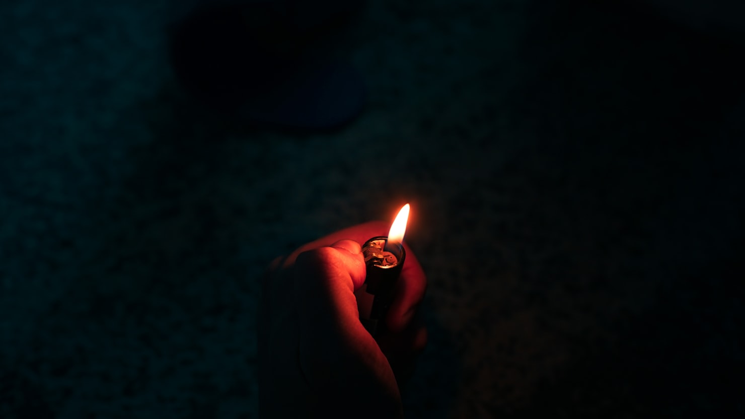 在宅勤務で停電したときの備えを求人票で確かめる方法のイメージ写真