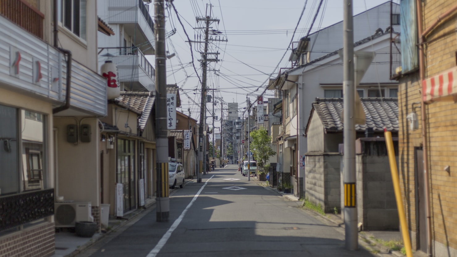 大分からの転職｜入社初日の出社の有無と機材の届き方のイメージ写真