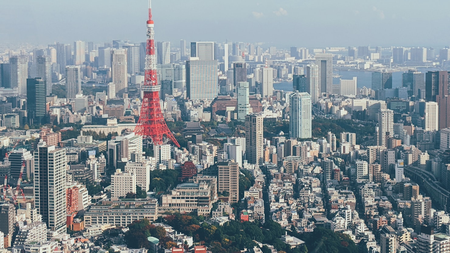 退職交渉が難航する3つの理由は引き止め・日程・有給消化のイメージ写真